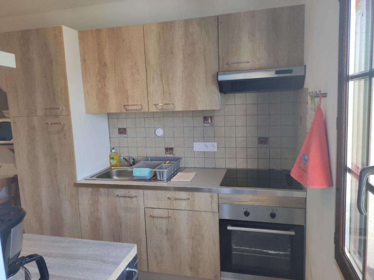 Vireux-Wallerand Appartement Gaston מראה חיצוני תמונה