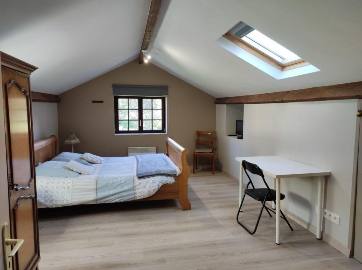 Vireux-Wallerand Appartement Gaston מראה חיצוני תמונה